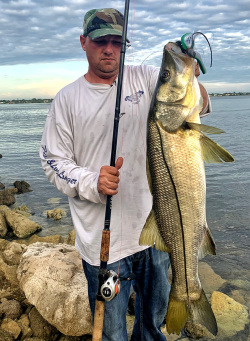 How to Catch Snook Jig Fishing with SlobRob