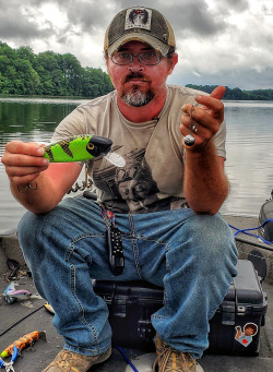 Musky Fishing - Carolina Rig Crank Baits with Cory Allen