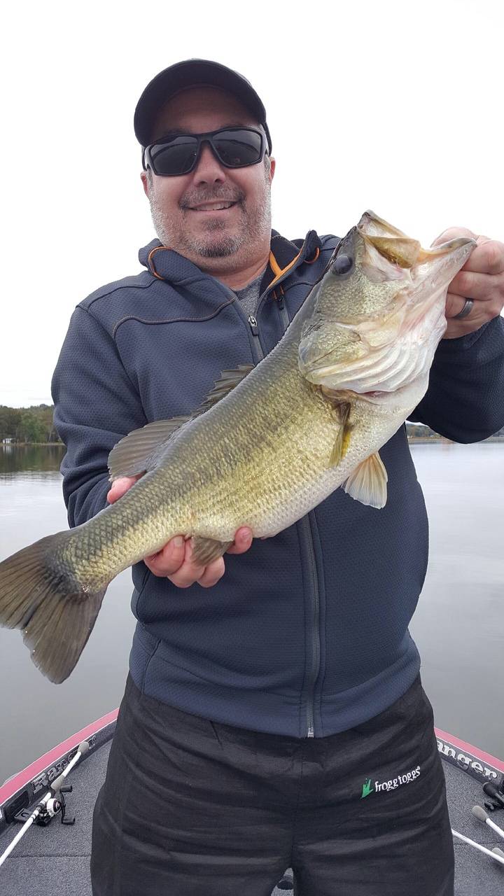 Winter Bass Fishing Lake Guntersville with Capt. Mike Gerry In The Spread