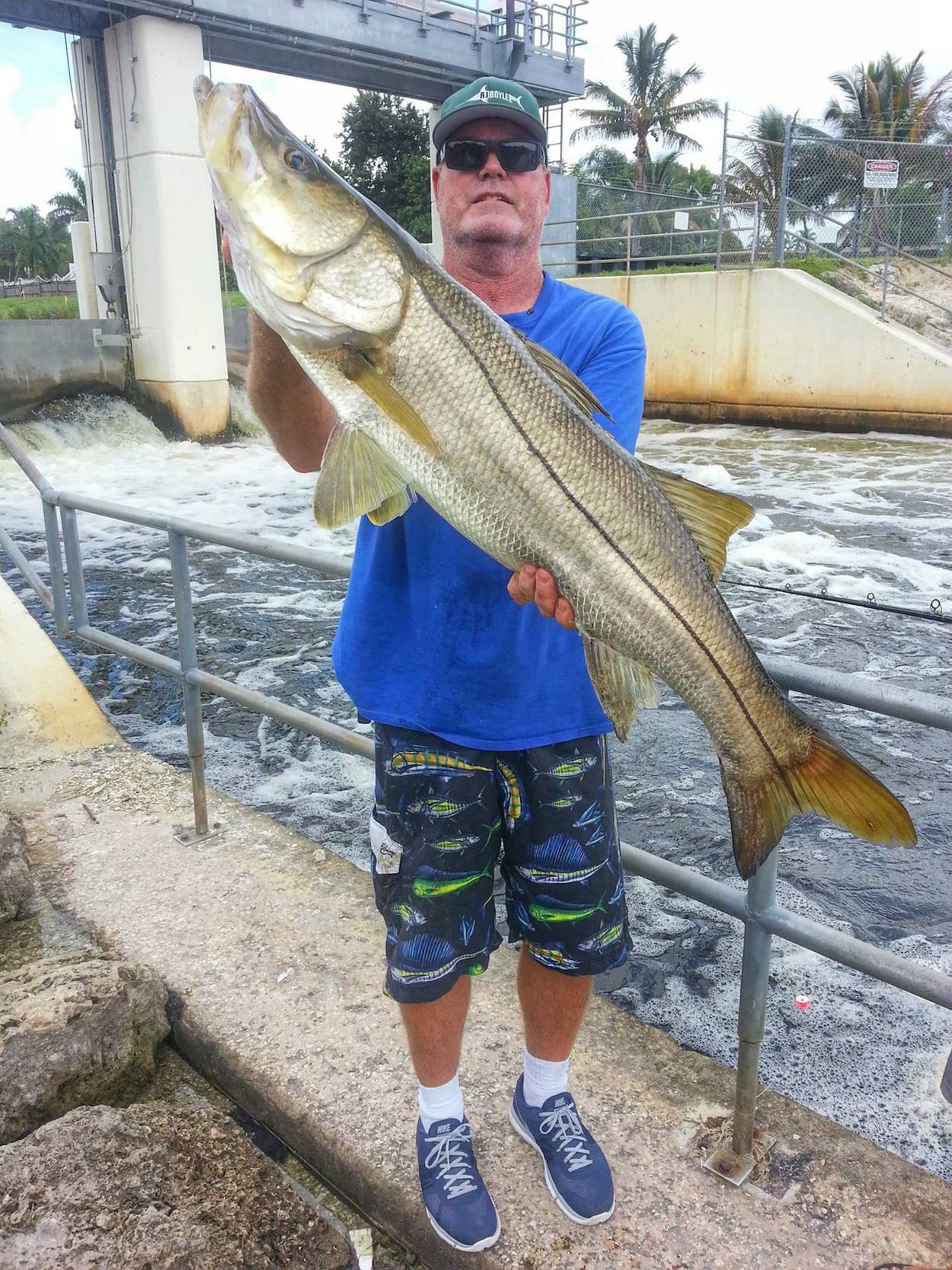 Fishing Spillways in South Florida for Exotic Fish!! 