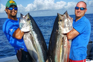  Chunking Yellowfin Tuna fishing course being taught