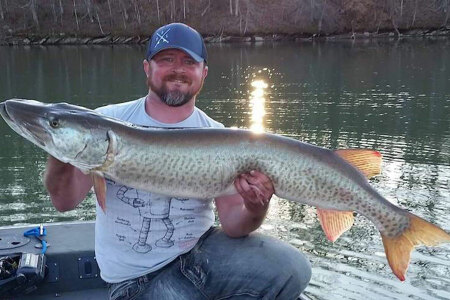 Spring Muskie Topwater Get Out Da' Box Cory Allen