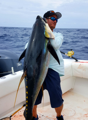 Chunking Drifting and Live Baiting Yellowfin Tuna