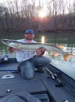 Spring Muskie Topwater Get Out Da' Box Cory Allen