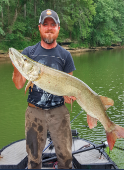 Muskie Fishing with Cory Allen - The Sifu