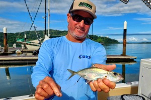 How to Hook Live Baits for Swimming with Mike Hennessy fishing course promo poster