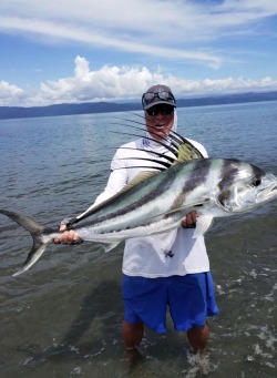 shoreline roosterfish fishing southern costa rica