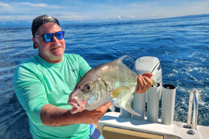 Bottom Fishing Deep Water Ledges course promo poster