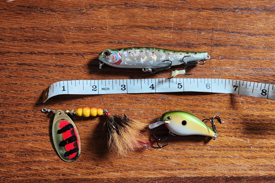 Tiny Lures for Pre-Spawn Muskie Fishing course promo poster